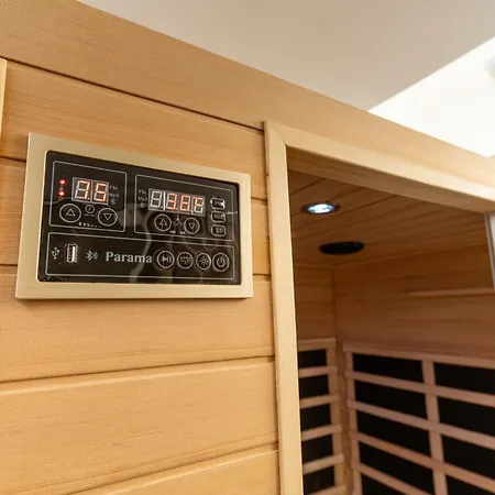 Behomes Peaceful Retreat W Sauna Near S